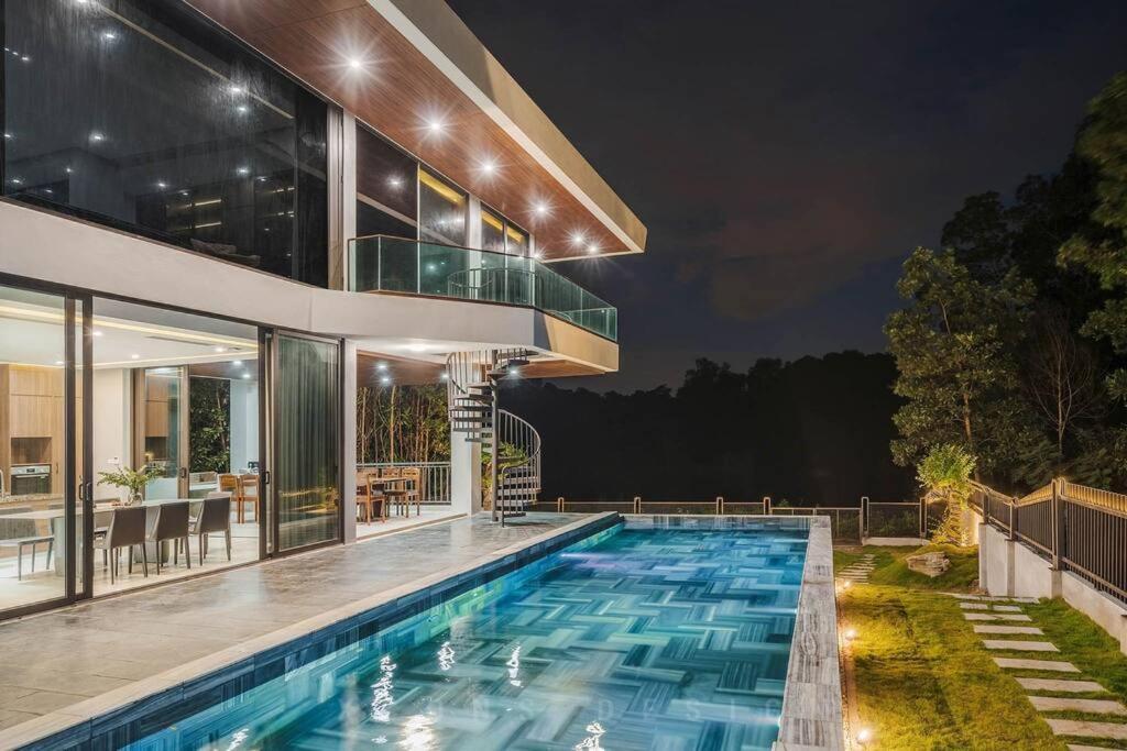 Villa Lala Ba Vi 1.000m² - View Ho, Be Boi Rieng Hanoï